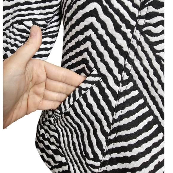 Ruby Rd. Jacket. Size 6 - Picture 5 of 6